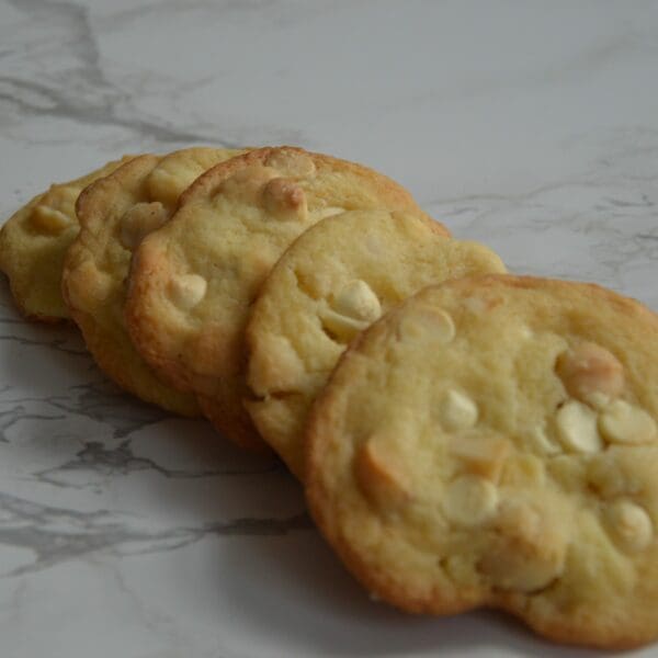 Witte chocolade macadamia koeken